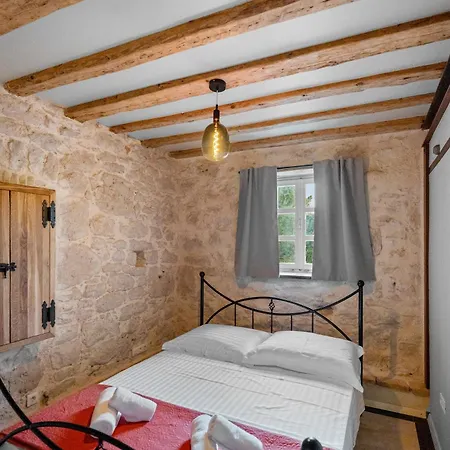 Mala Kuca Od Apartment